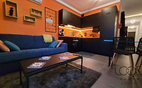 Modern - 50 M From Sea - Free Wi-Fi - Super Cool - Terrace - Fully Air-Conditioned